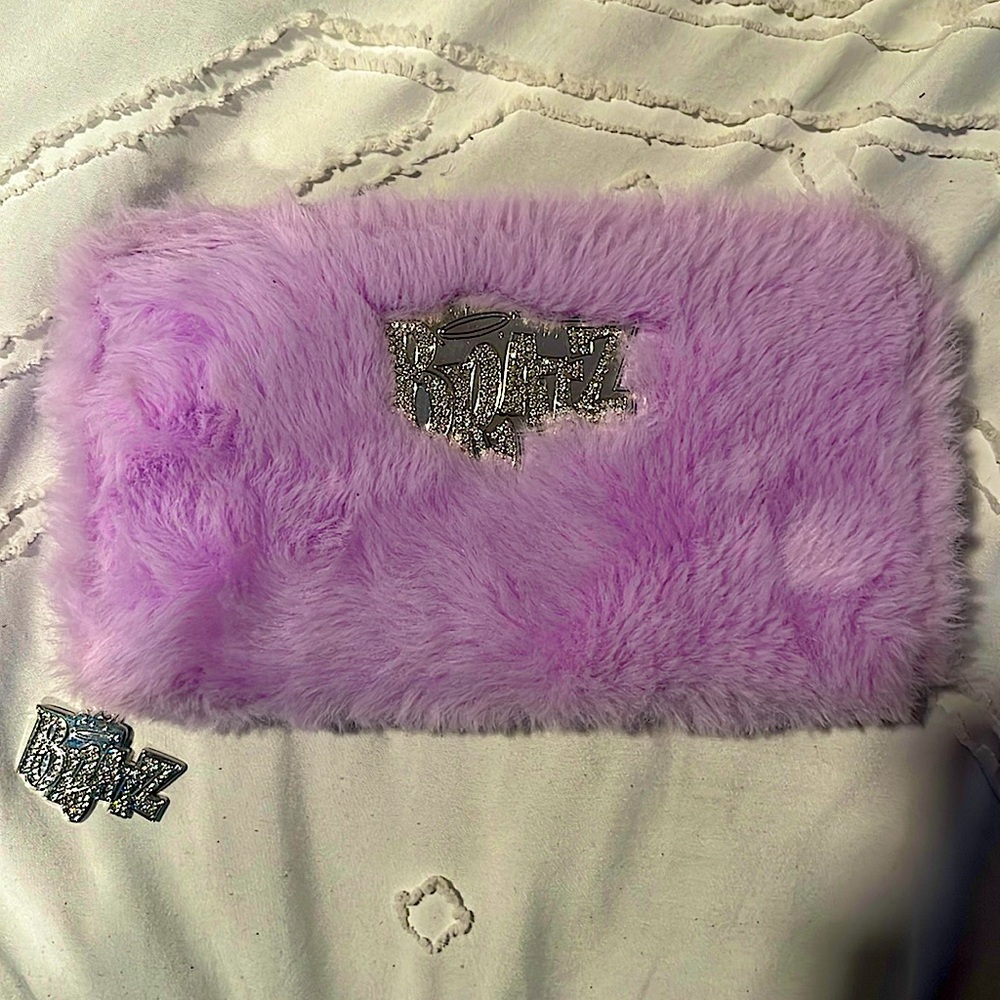 Purple faux fur bratz wallet